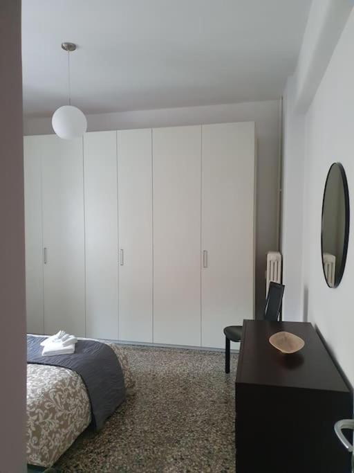 Apartment Casakico Elegante 2-bdr Metro 10 Min Colosseo *
