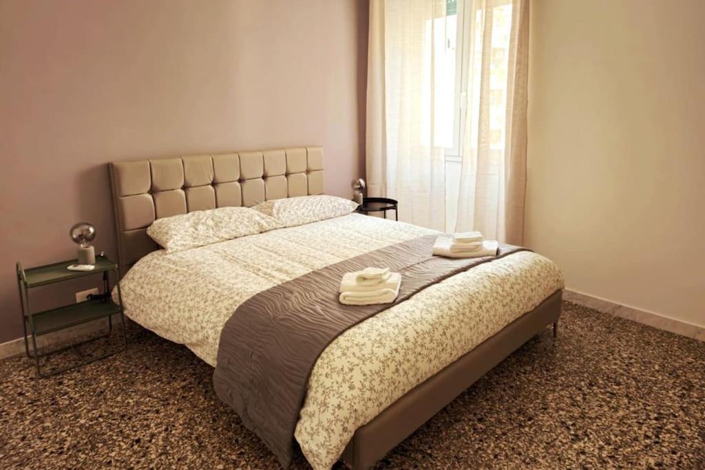 Casakico Elegante 2-bdr Metro 10 Min Colosseo Apartment